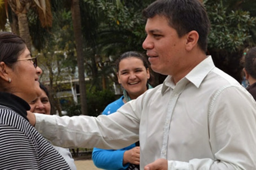 Leonardo Urrejola: “El gobierno está regalando el futuro del país”